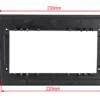 Adaptér pre inštaláciu 10" rádia do rámčeku s 9" otvorom.